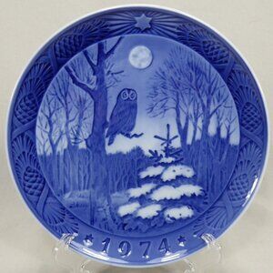 VTG Royal Copenhagen 1974 Christmas Plate Winter Twilight Owl Blue Porcelain 7"